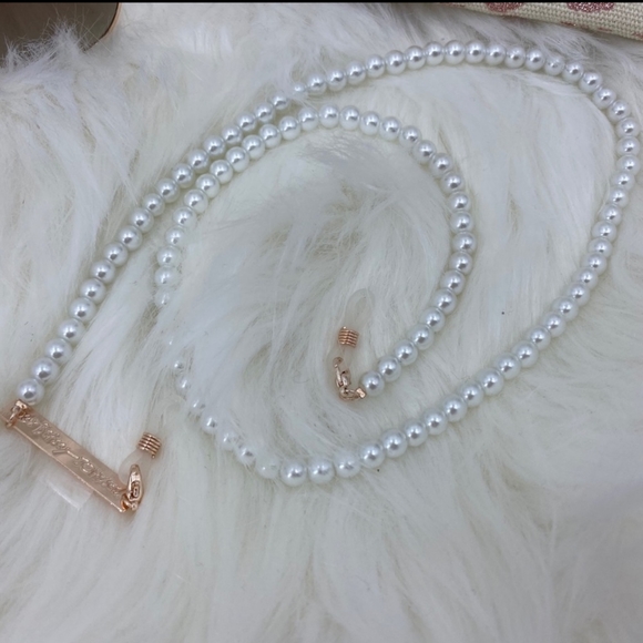 Betsey Johnson sunglasses gift set pearls pouch - Picture 6 of 8